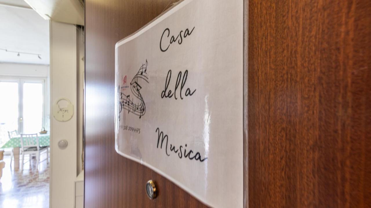 Hotel Casa Della Musica - Affitti Brevi Italia Módena Exterior foto